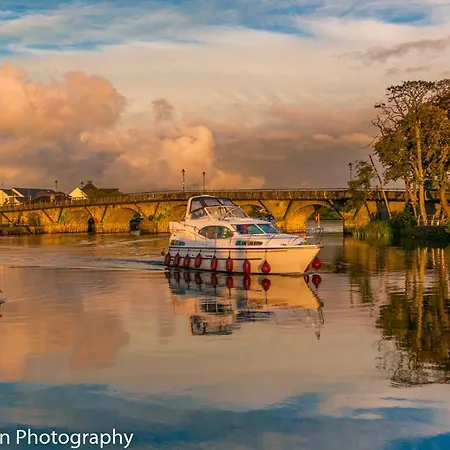 Holiday home Sarah's Carrick-on-Shannon